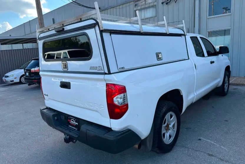 2018 Toyota Tundra SR photo 1