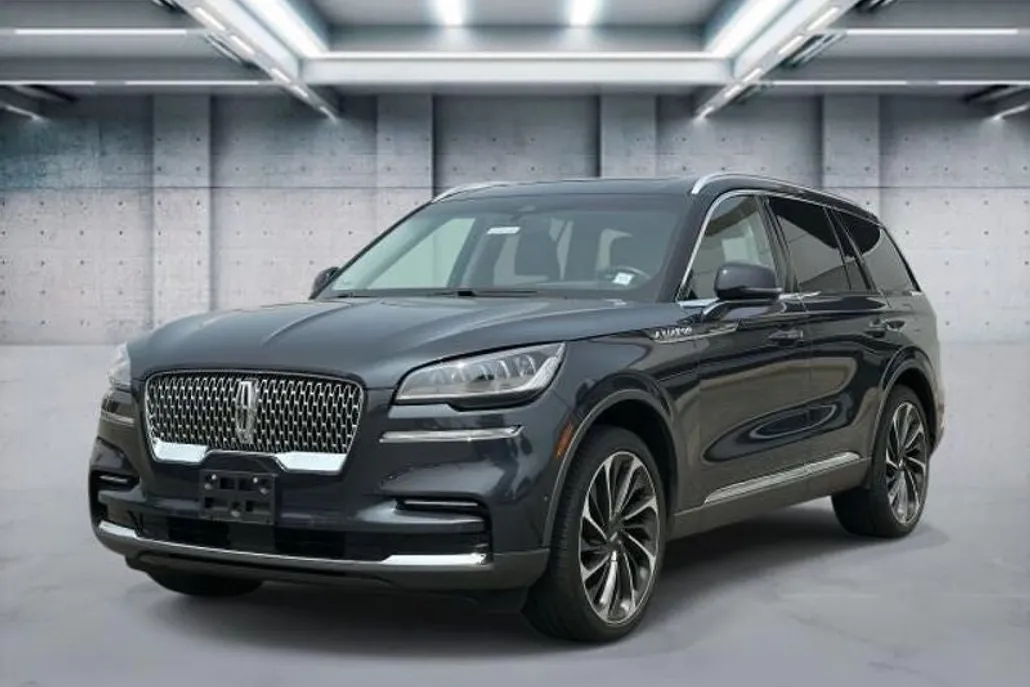 2022 Lincoln Aviator Reserve photo 1