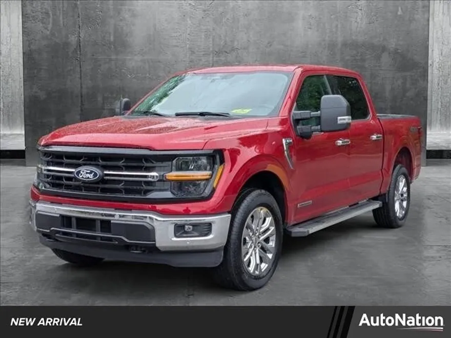 2025 Ford F-150 XLT photo 1