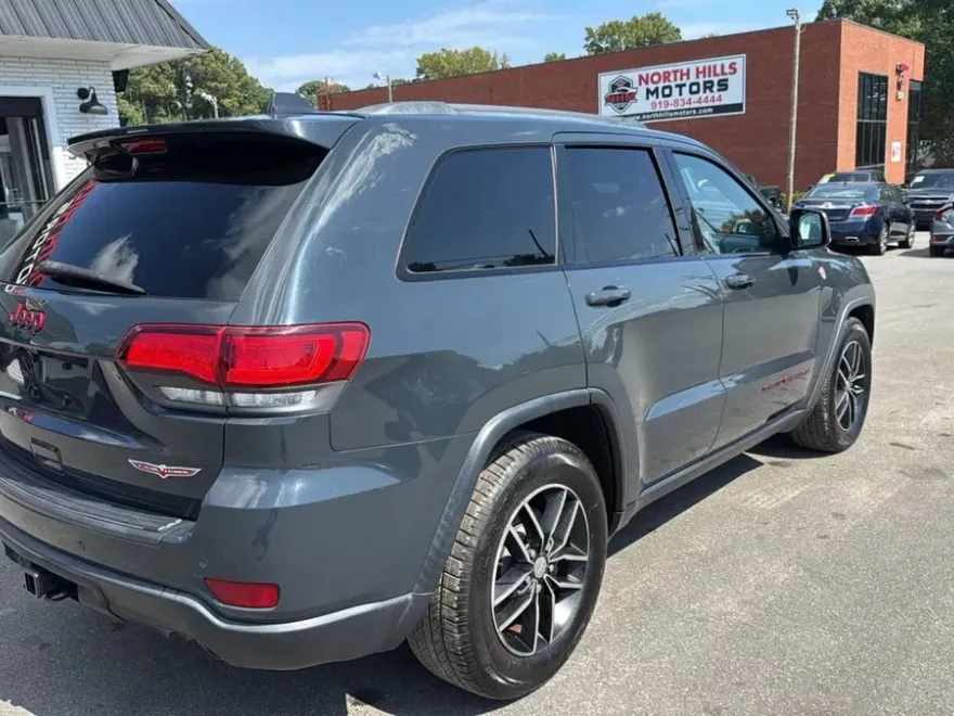 2018 Jeep Grand Cherokee Trailhawk photo 1