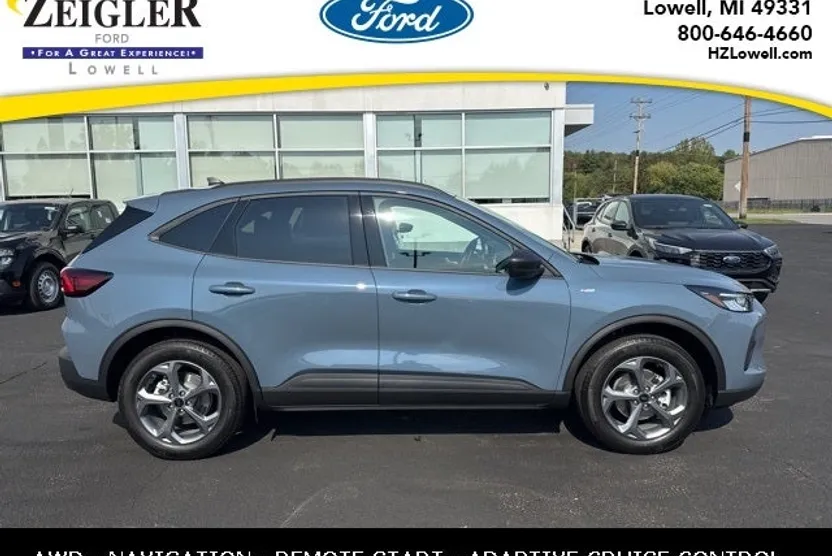 2026 Ford Escape ST-Line photo 1