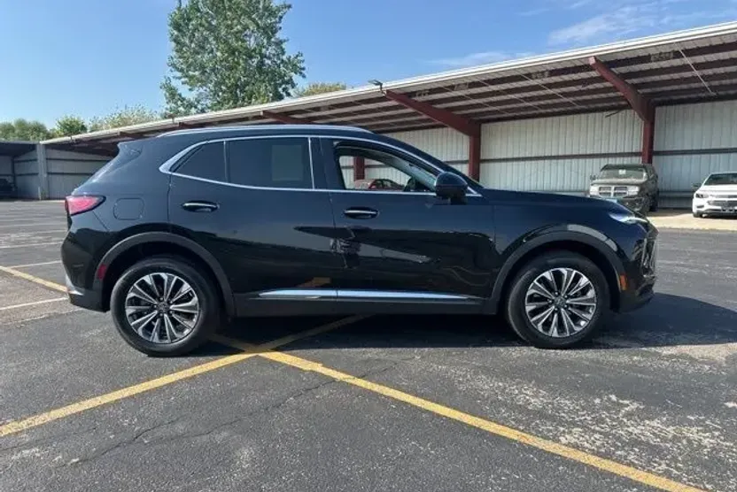 2024 Buick Envision Preferred photo 1
