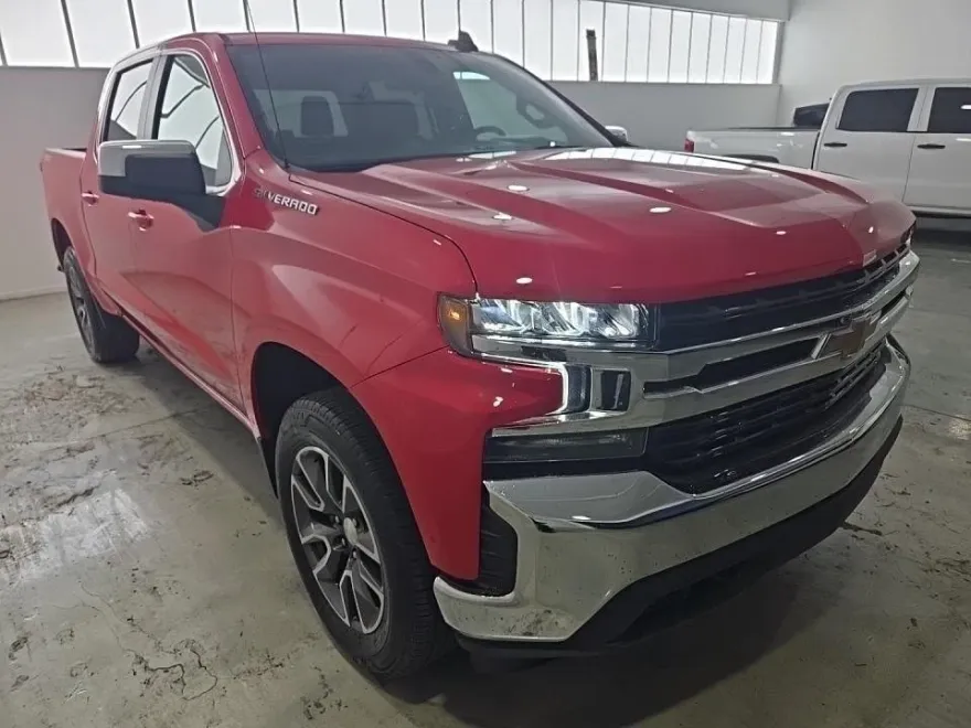 2022 Chevrolet Silverado 1500 LT photo 1