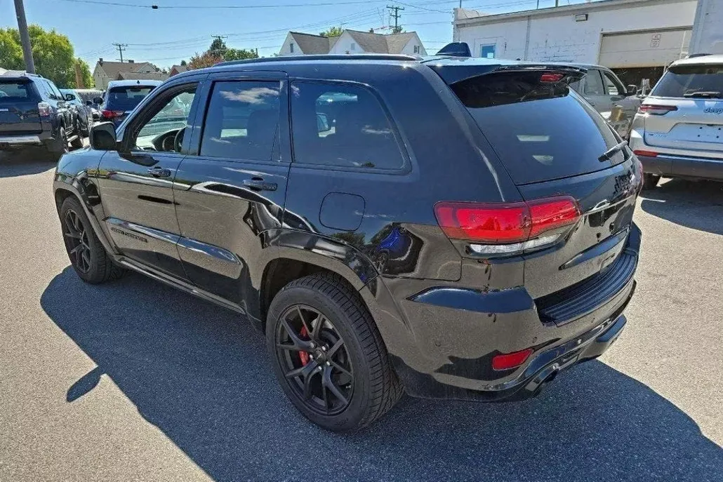 2020 Jeep Grand Cherokee SRT8 photo 1