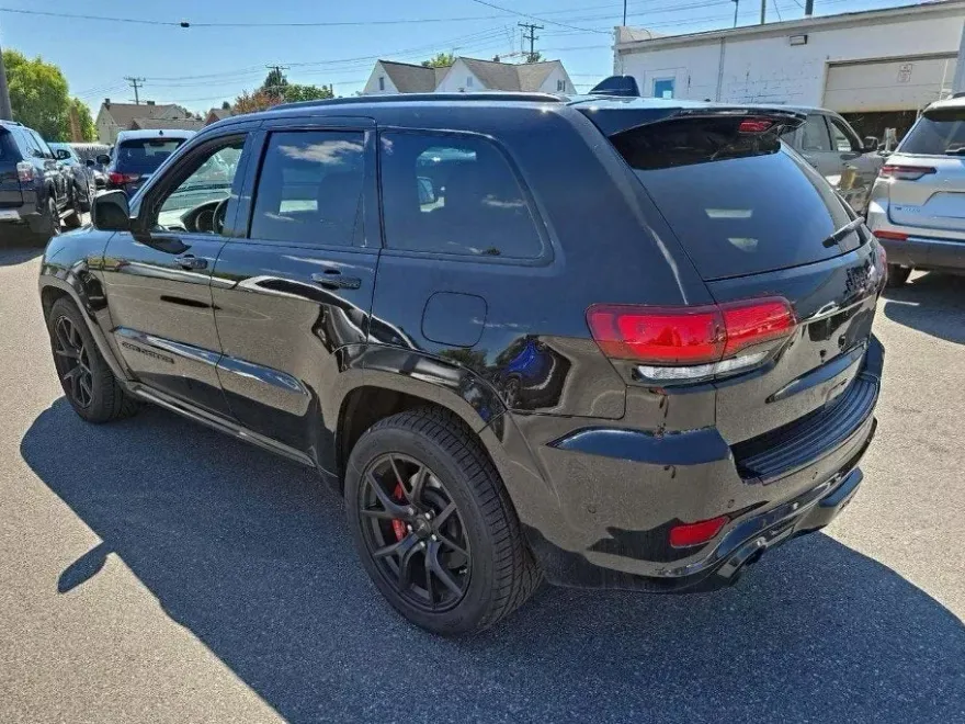 2020 Jeep Grand Cherokee SRT8 photo 1