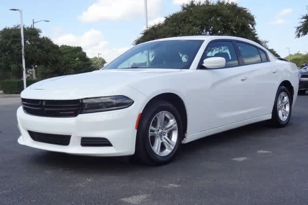 2022 Dodge Charger SXT photo 1