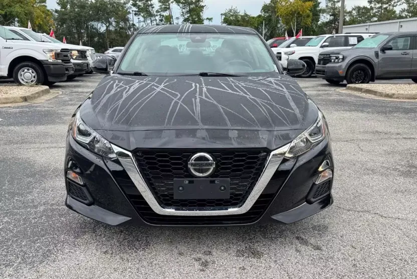 2021 Nissan Altima 2.5 S photo 1