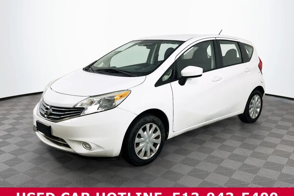 2015 Nissan Versa Note Plus photo 1