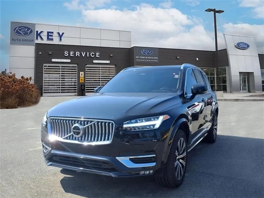 2024 Volvo XC90 B5 Plus photo 1