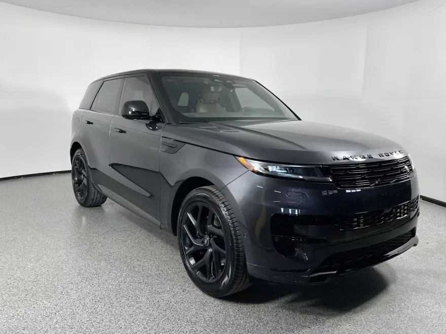 2025 Land Rover Range Rover Sport SE photo 1
