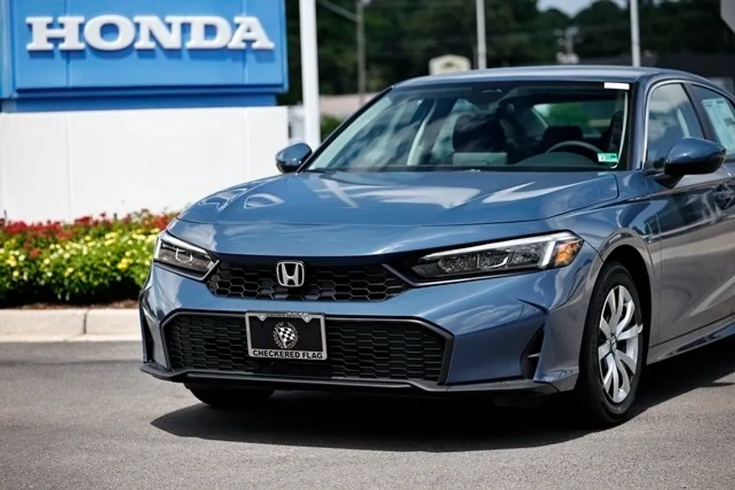 2026 Honda Civic LX photo 1