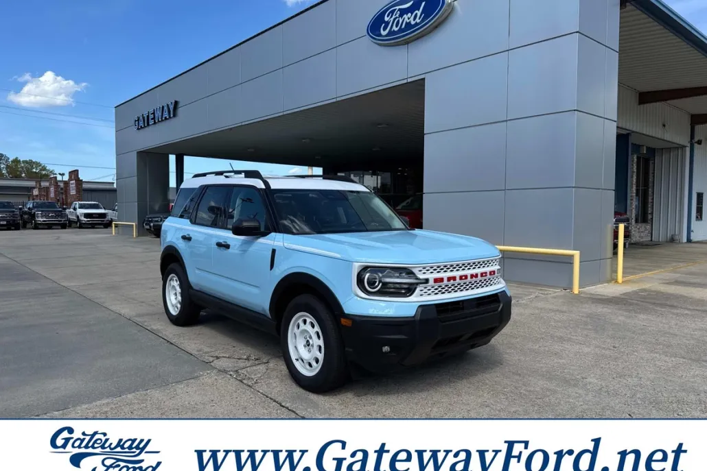 2025 Ford Bronco Sport Heritage photo 1