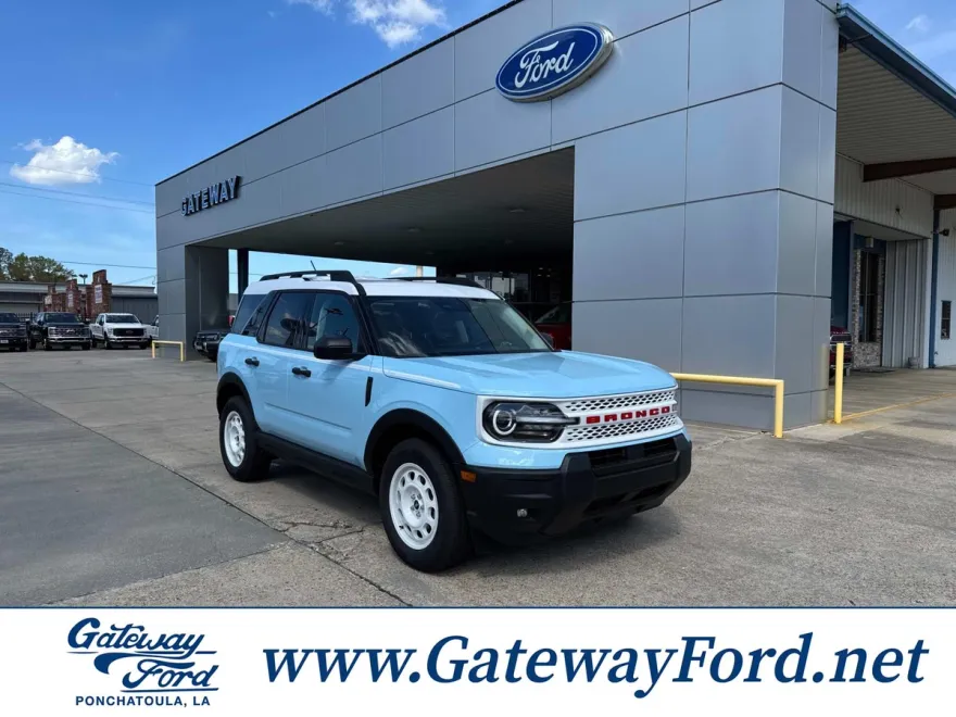 2025 Ford Bronco Sport Heritage photo 1