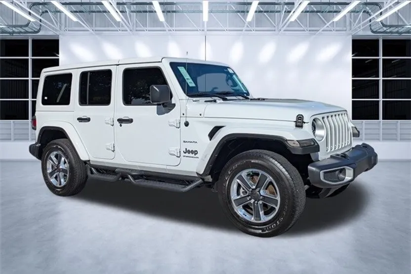 2023 Jeep Wrangler Sahara photo 1