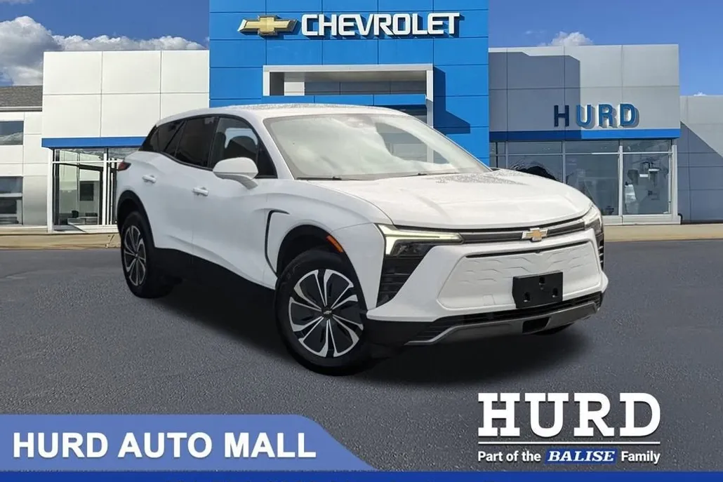 2025 Chevrolet Blazer EV photo 1