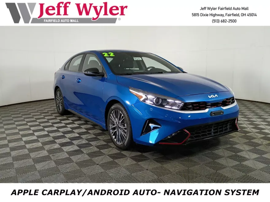 2022 Kia Forte GT-Line photo 1