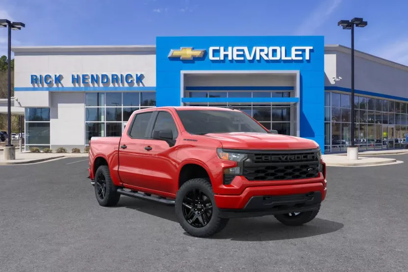 2025 Chevrolet Silverado 1500 Custom photo 1
