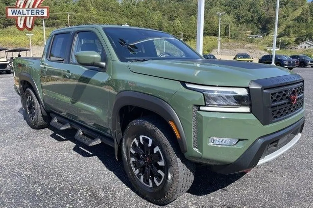 2024 Nissan Frontier Crew Cab PRO-4X photo 1