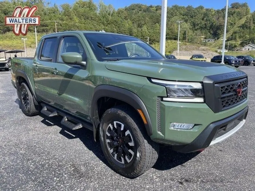 2024 Nissan Frontier Crew Cab PRO-4X photo 1