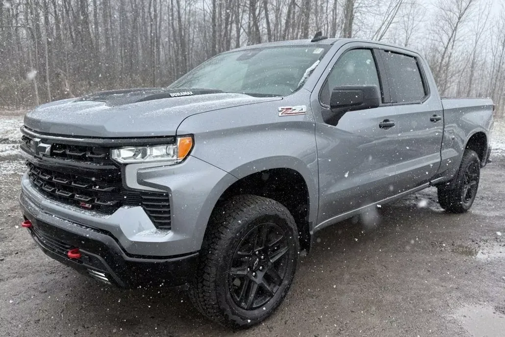 2024 Chevrolet Silverado 1500 LT Trail Boss photo 1