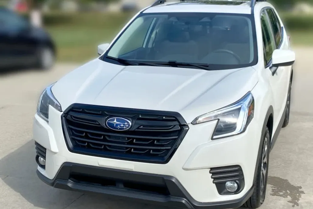 2023 Subaru Forester Premium photo 1