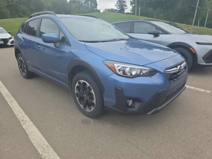 2023 Subaru Crosstrek Premium photo 1