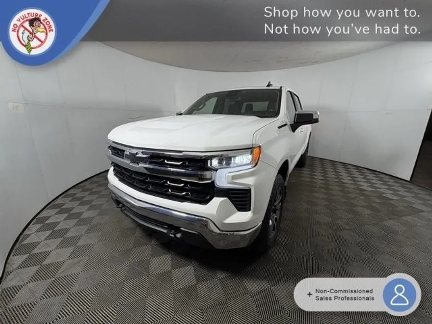 2022 Chevrolet Silverado 1500 LT photo 1
