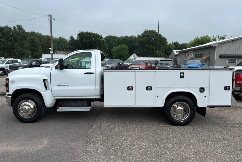 2019 Chevrolet Silverado 4500HD photo 1