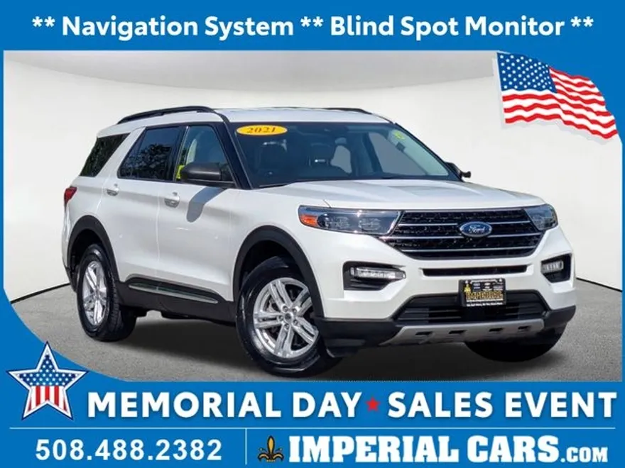 2021 Ford Explorer XLT photo 1