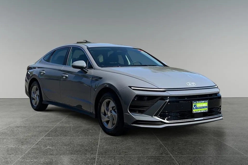 2025 Hyundai Sonata SE photo 1
