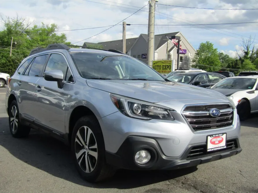 2019 Subaru Outback 2.5i Limited photo 1