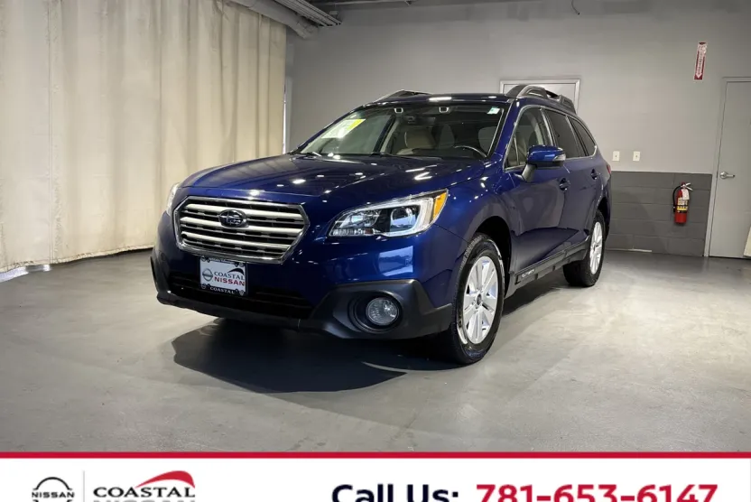 2017 Subaru Outback Premium photo 1