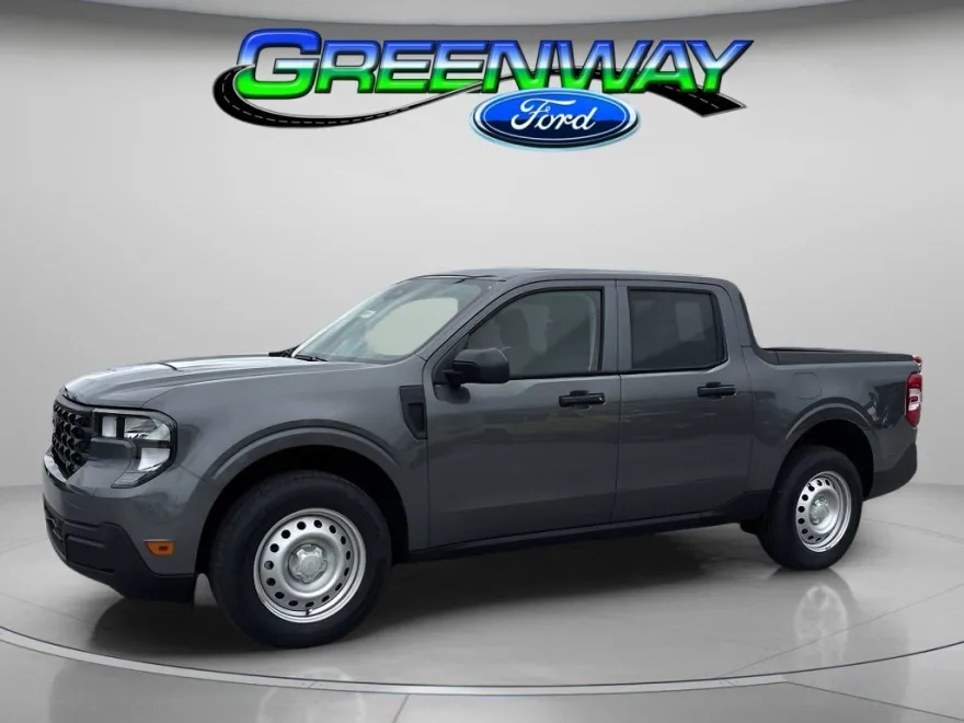 2025 Ford Maverick XL photo 1