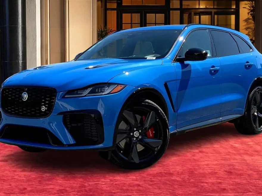 2026 Jaguar F-PACE SVR photo 1