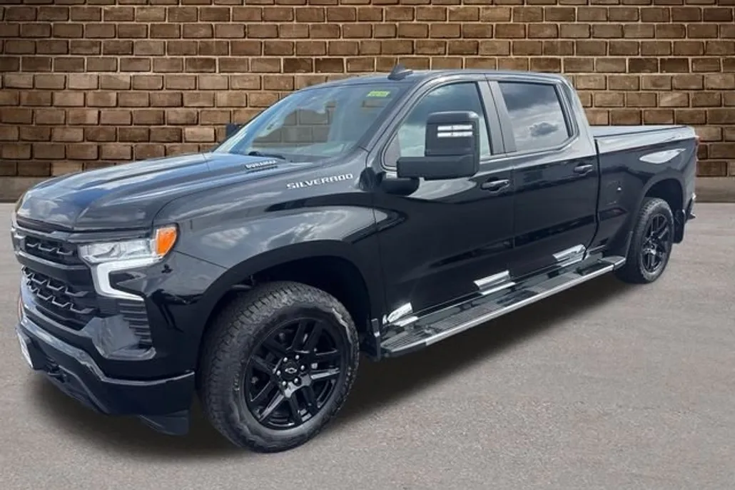 2025 Chevrolet Silverado 1500 RST photo 1