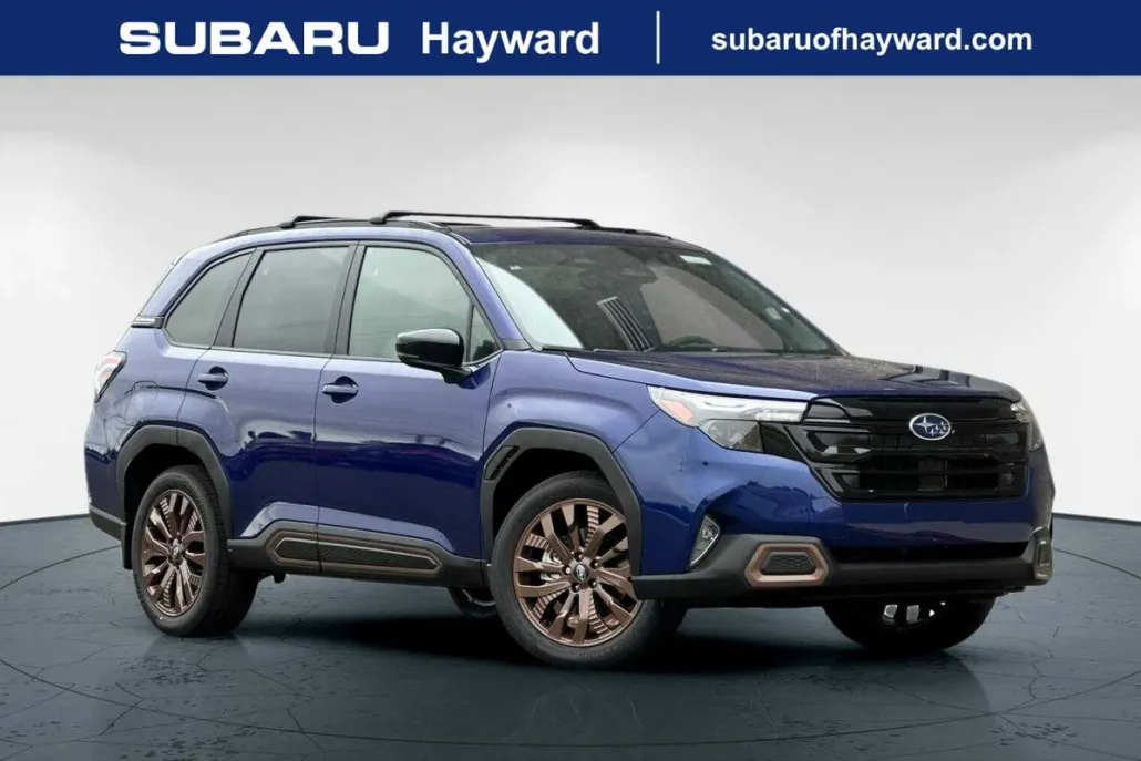 2025 Subaru Forester Sport Base photo 1