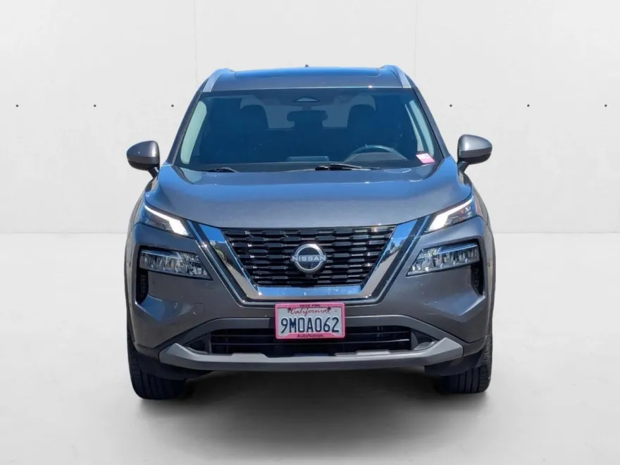 2023 Nissan Rogue SV photo 1