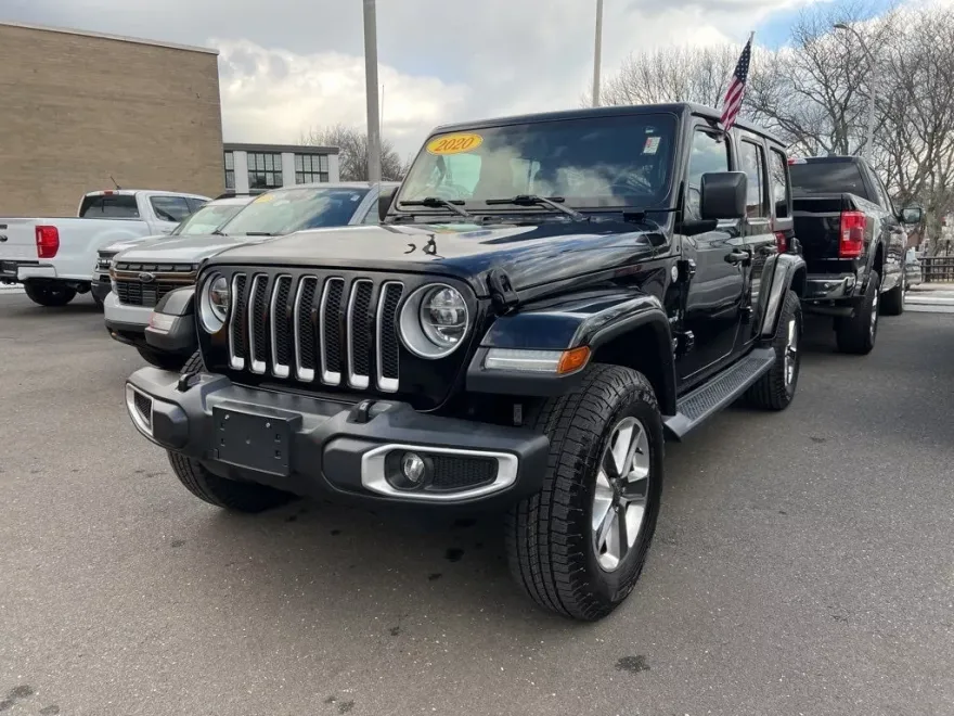 2020 Jeep Wrangler Unlimited Sahara photo 1
