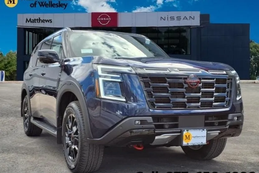 2025 Nissan Armada photo 1