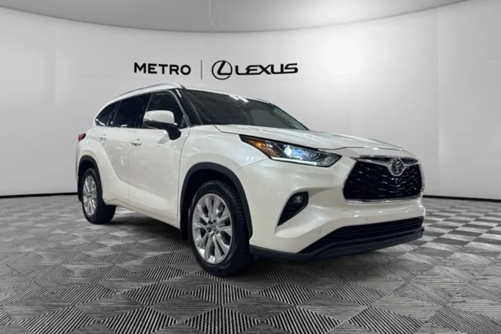 2020 Toyota Highlander Limited photo 1