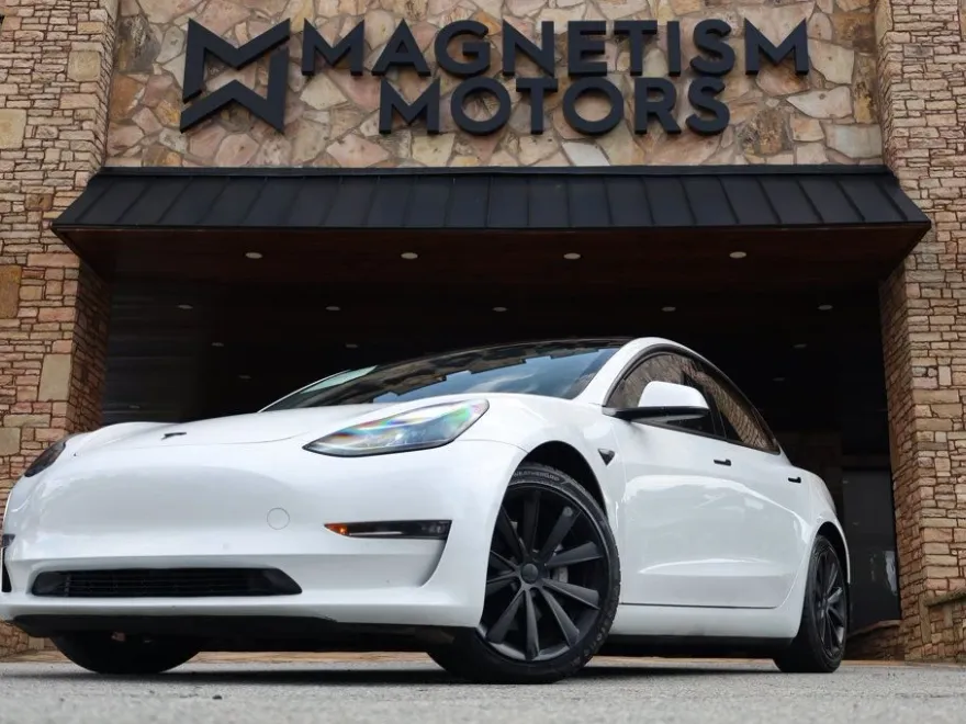 2021 Tesla Model 3 Long Range photo 1