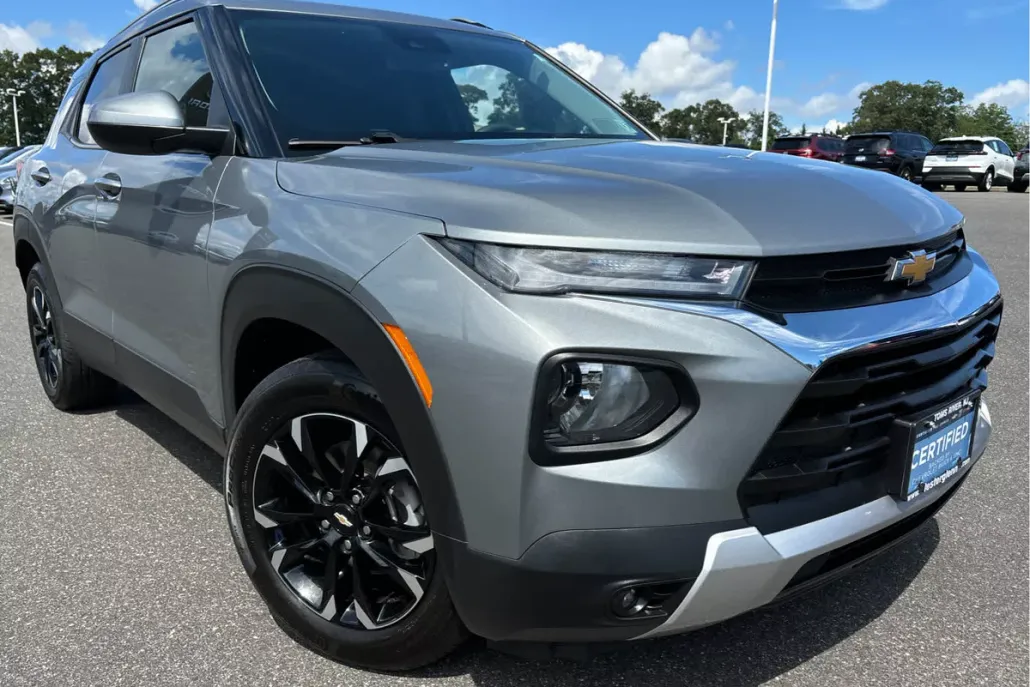 2023 Chevrolet Trailblazer LT photo 1