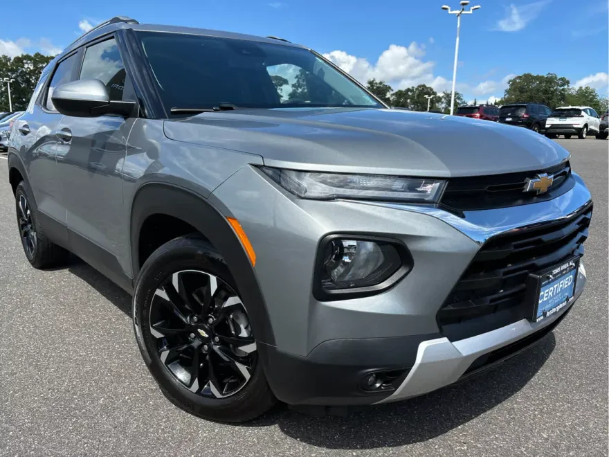 2023 Chevrolet Trailblazer LT photo 1