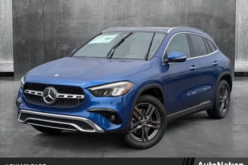 2025 Mercedes Benz GLA 250 4MATIC photo 1