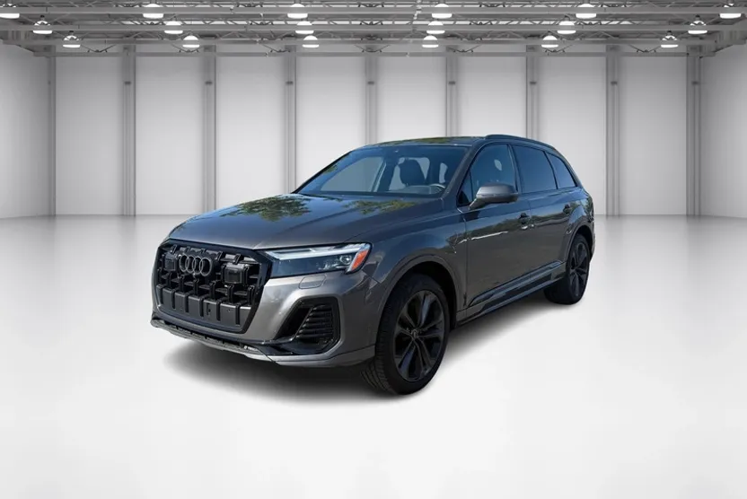 2025 Audi Q7 55 Premium Plus photo 1