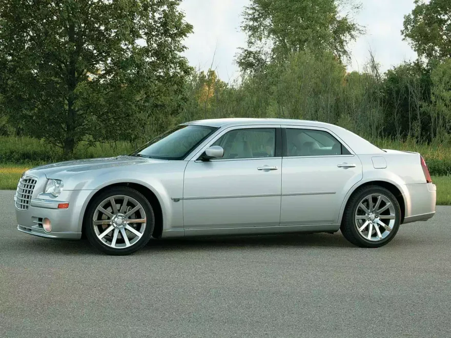 2005 Chrysler 300 C Base photo 1