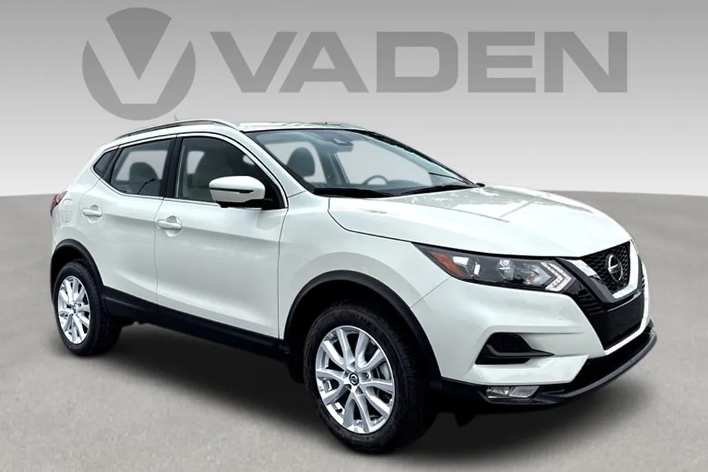 2020 Nissan Rogue Sport SV photo 1