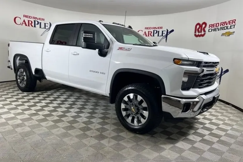 2025 Chevrolet Silverado 2500HD LT photo 1