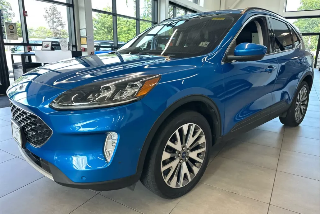 2021 Ford Escape Titanium photo 1