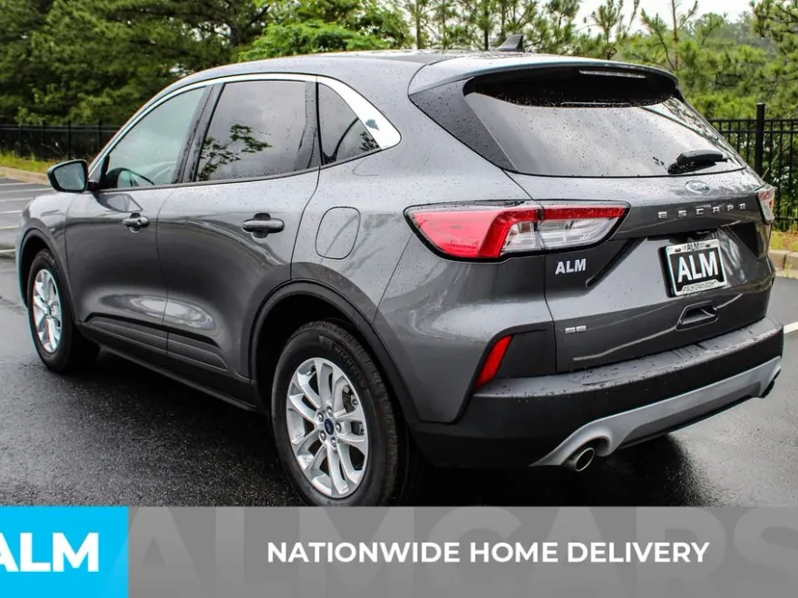 2022 Ford Escape SE photo 1
